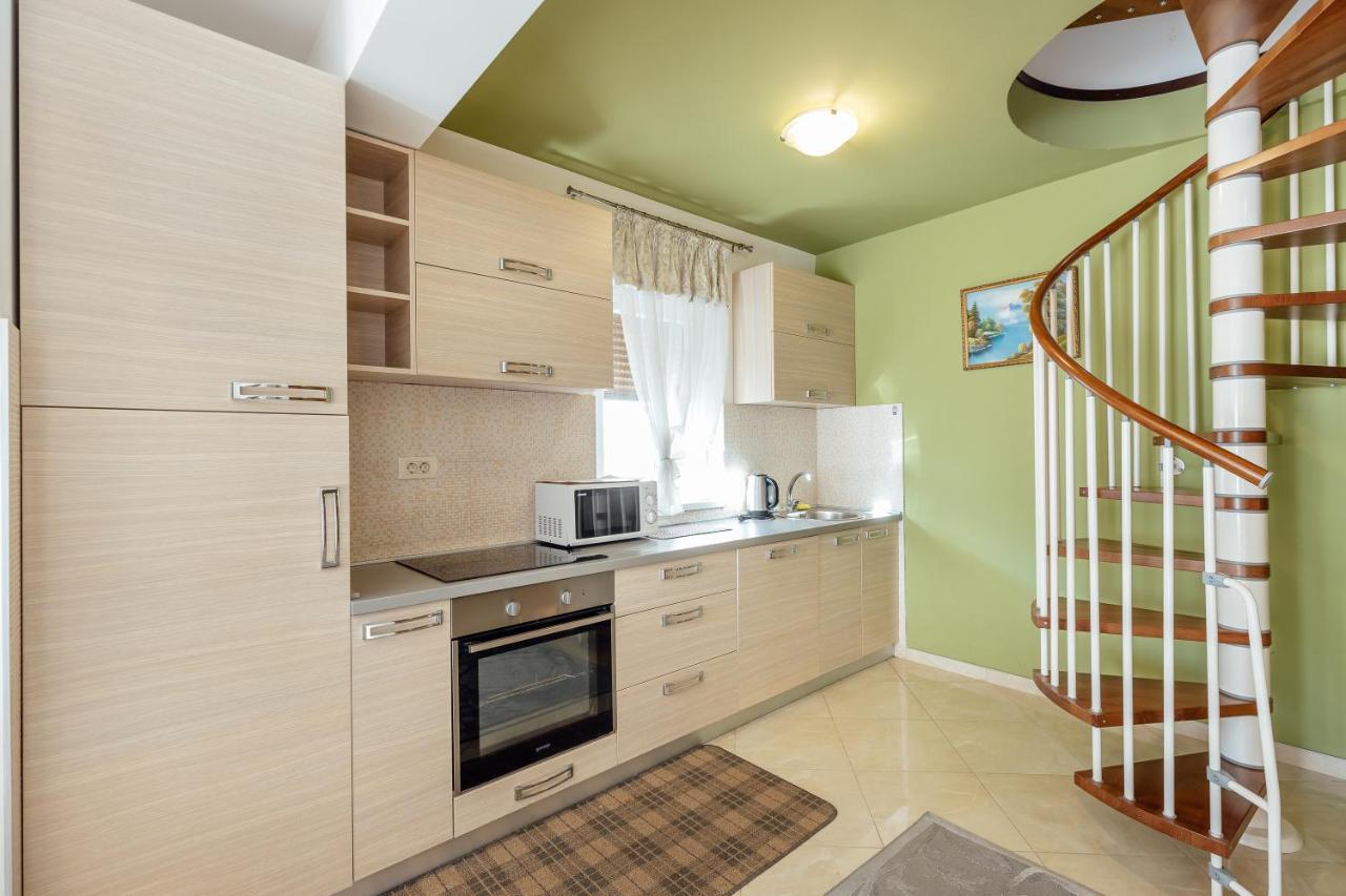 Apartments Rivijera Herceg Novi Exterior photo