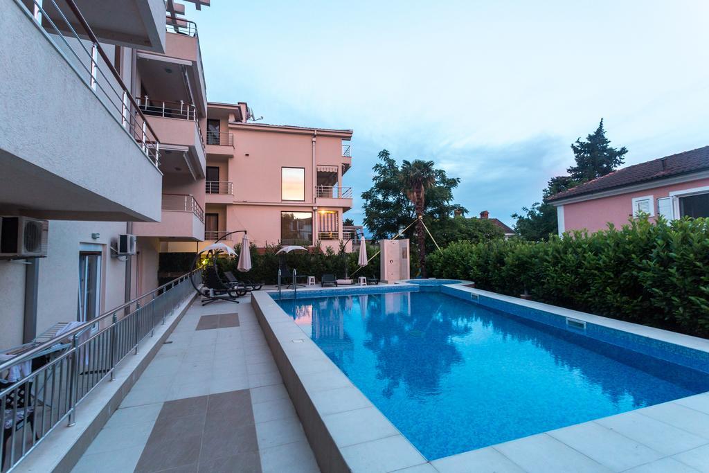 Apartments Rivijera Herceg Novi Exterior photo