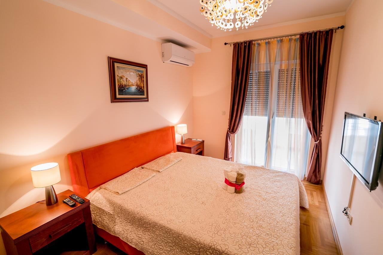 Apartments Rivijera Herceg Novi Exterior photo